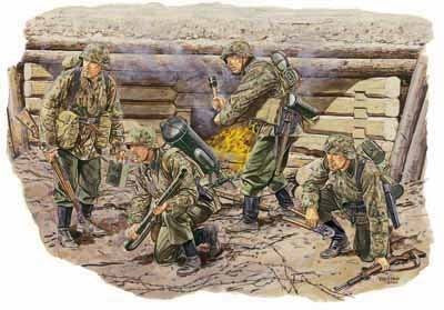 Dragon Models 6146 1/35 Sturmpionier Eastern Front 1942 (4)