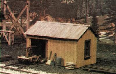 Durango Press 32 HO Scale Handcar Shed w/Car - Kit -- 2 x 3" 5.1 x 7.6cm