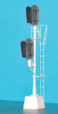 Details West 942 HO Scale Union Switch & Signal 2-Headed Style D Block Signal - Assembled -- 3-Over-3 Aspect with Snow Shields