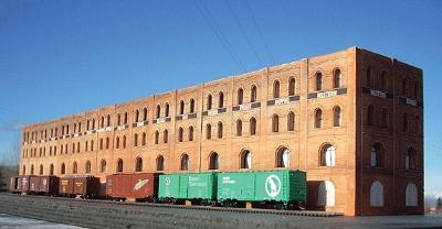 Downtown Deco 2010 N Scale Shipping Warehouse Flat -- Kit - 3-1/2 x 28" 8.9 x 71.1cm