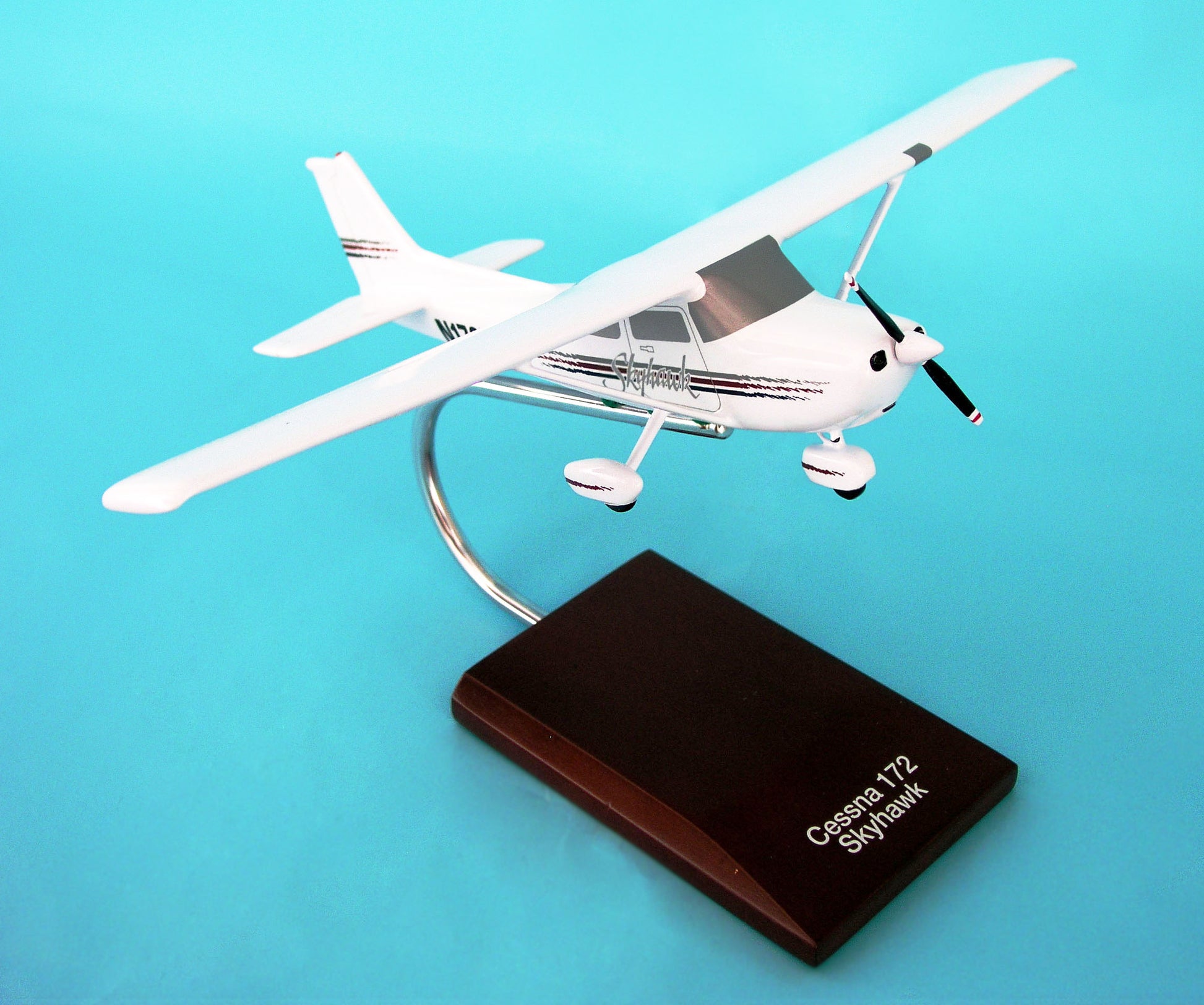 Executive Series H2932 Exec Ser C-172 Modern 1/32 (Kc172Tr)