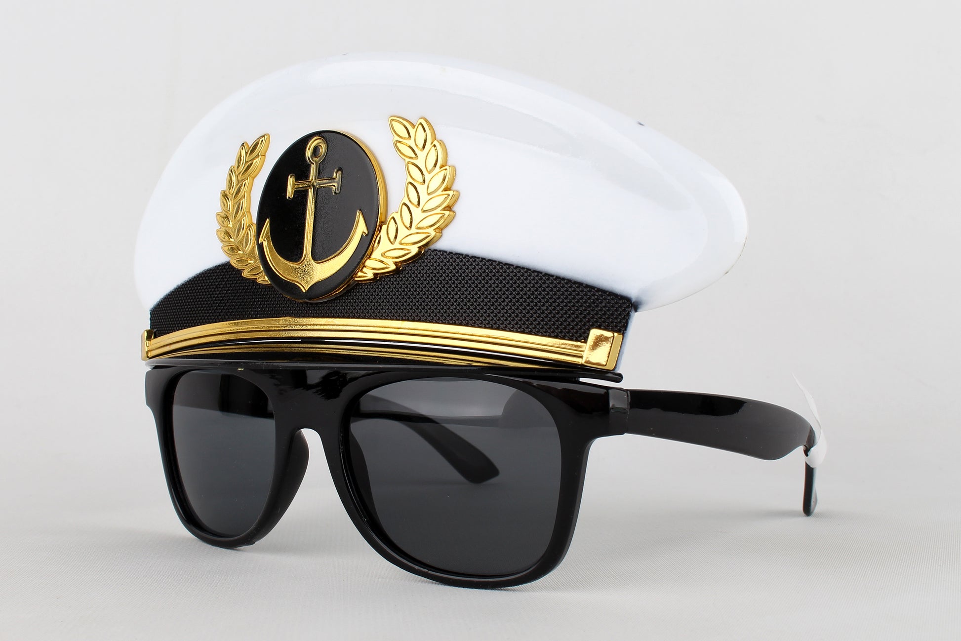 Sunstaches SG2129 Sunstaches Cruise Ship Captain Hat