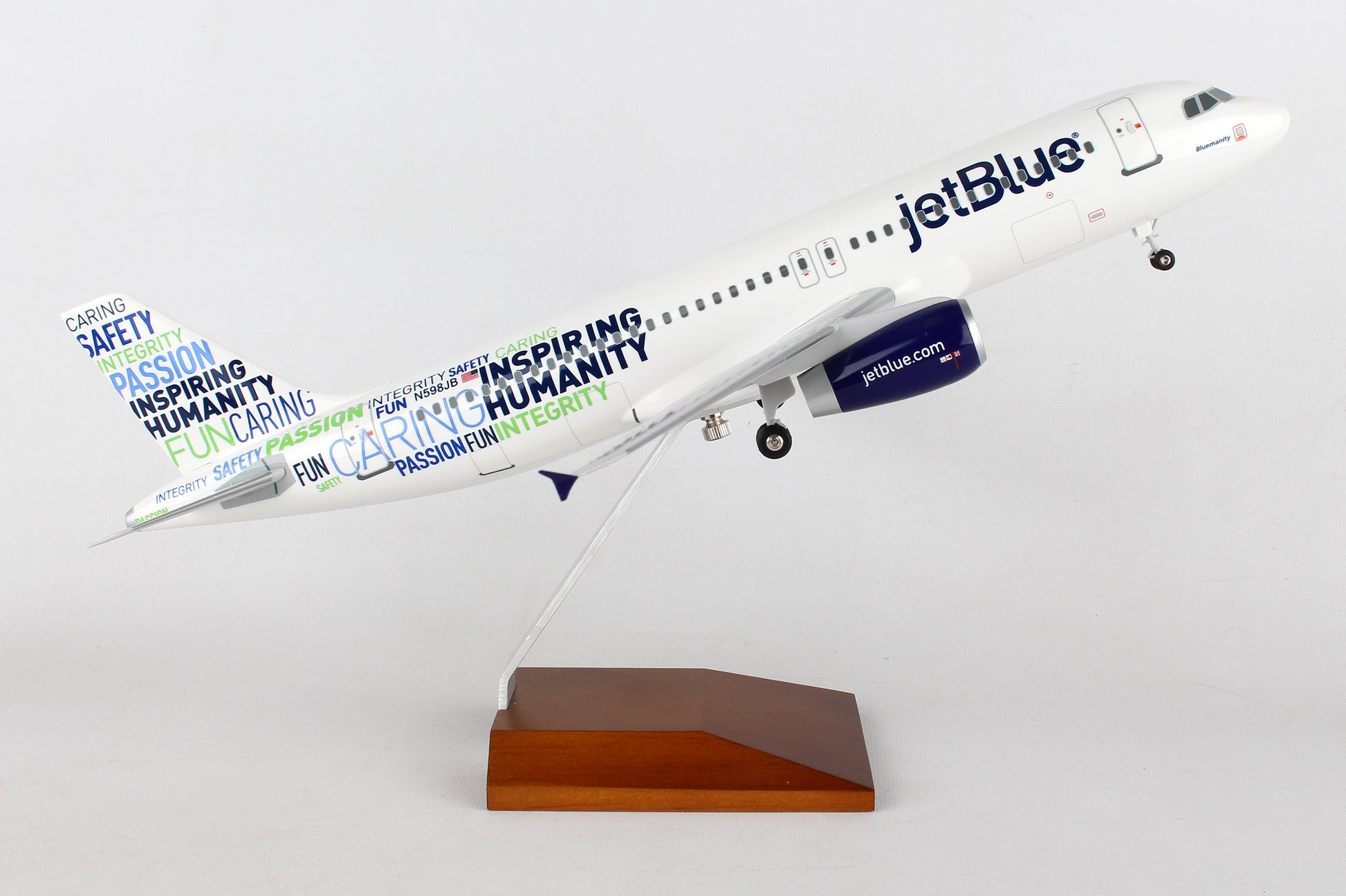 Skymarks Supreme SKR8343 Skymarks Jetblue Bluemanity A320 1/100 W/Wood Stand