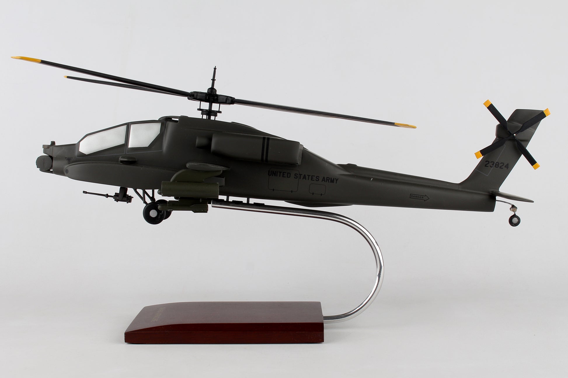 Executive Series D0332A Exec Ser Ah-64A Apache 1/32 (Ha64Lt)