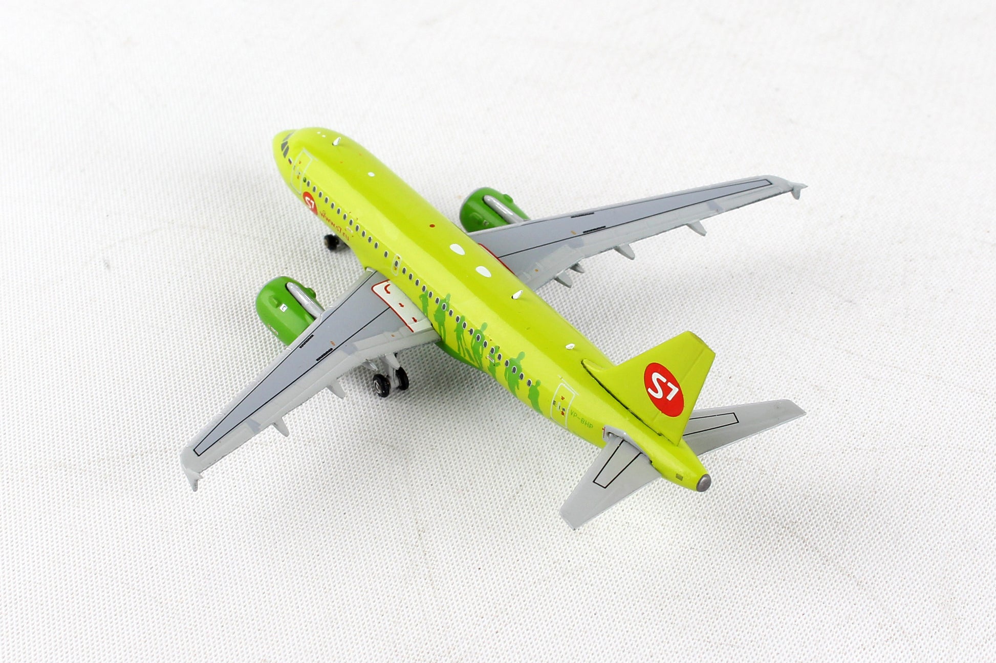 Gemini Jets 1/400 GJ1660 Gemini S7/Sibir A319 1/400 Reg#Vp-Bhp (**)