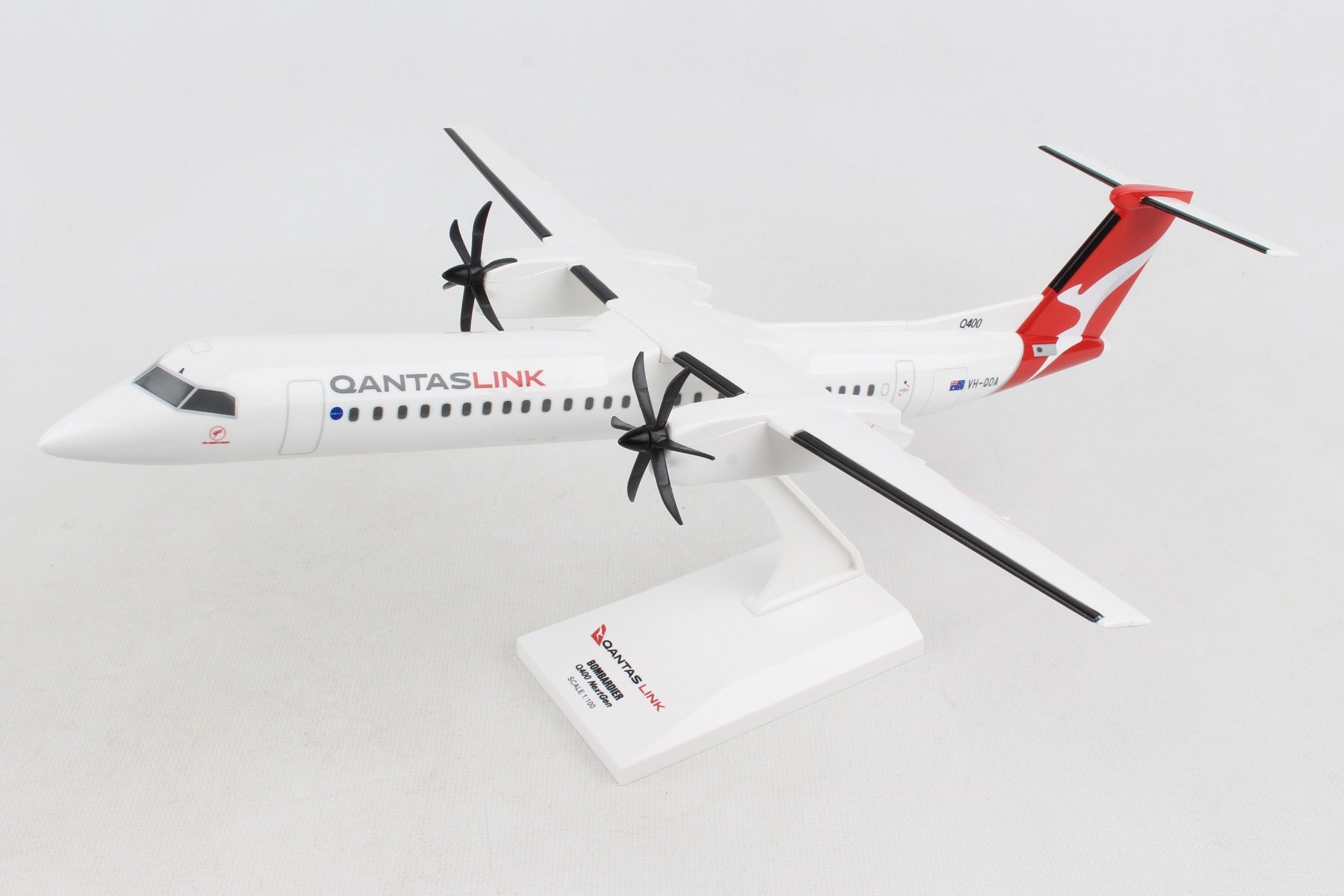 Skymarks SKR1016 Skymarks Qantaslink Q400 1/100 New Livery