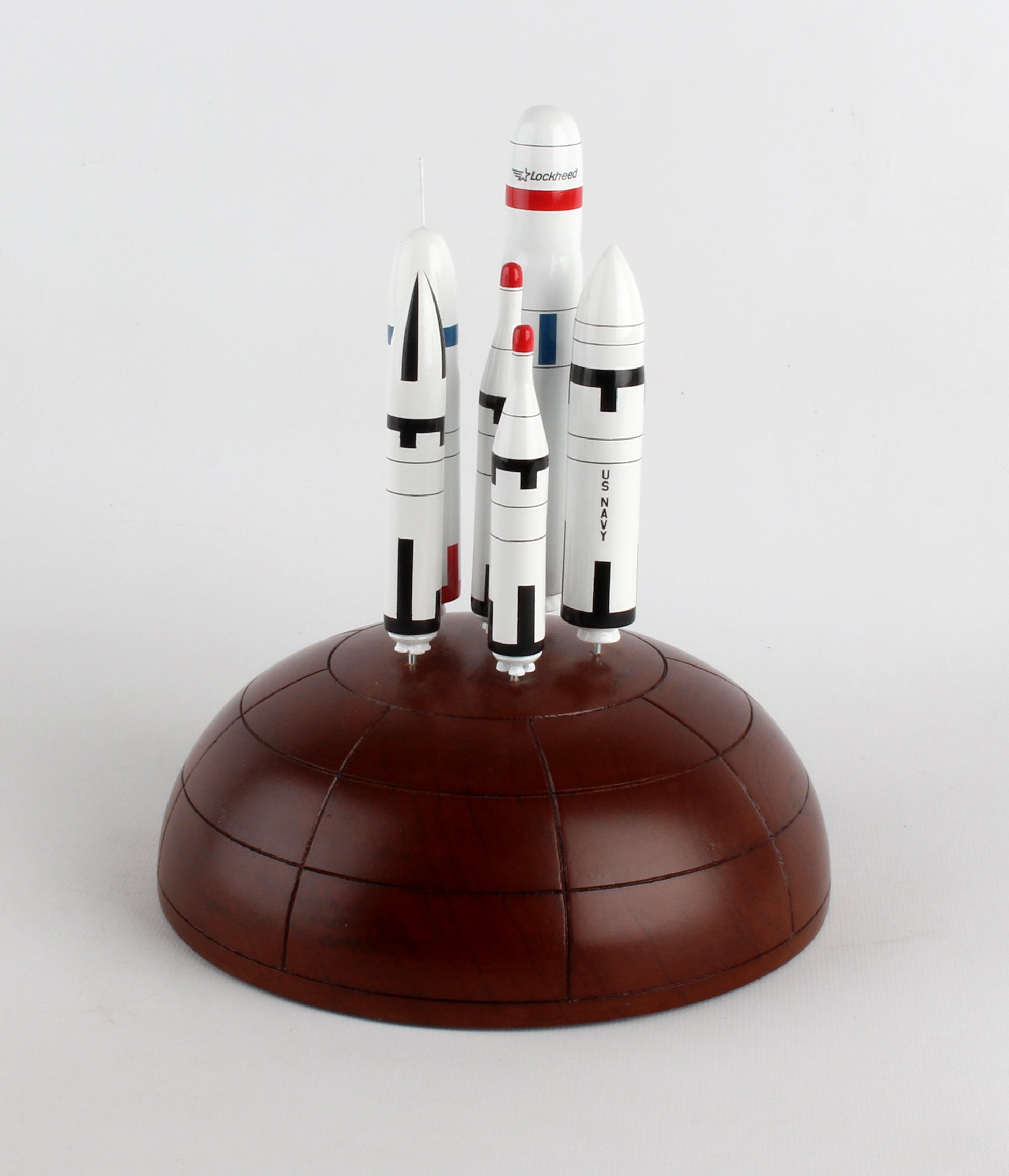 Executive Series C5820 Exec Ser Submarine Fleet Missile 1/100 (Csfmt)