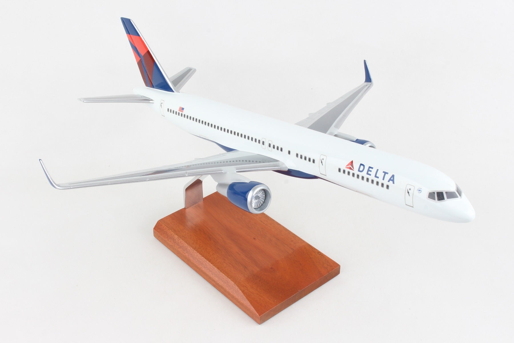 Executive Series G20010 Exec Ser Delta 757-200 1/100 New Livery (Kb757Dntr)