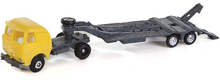 Eko 2132 HO Scale Pegaso Barajas -- Heavy Transport - Assembled