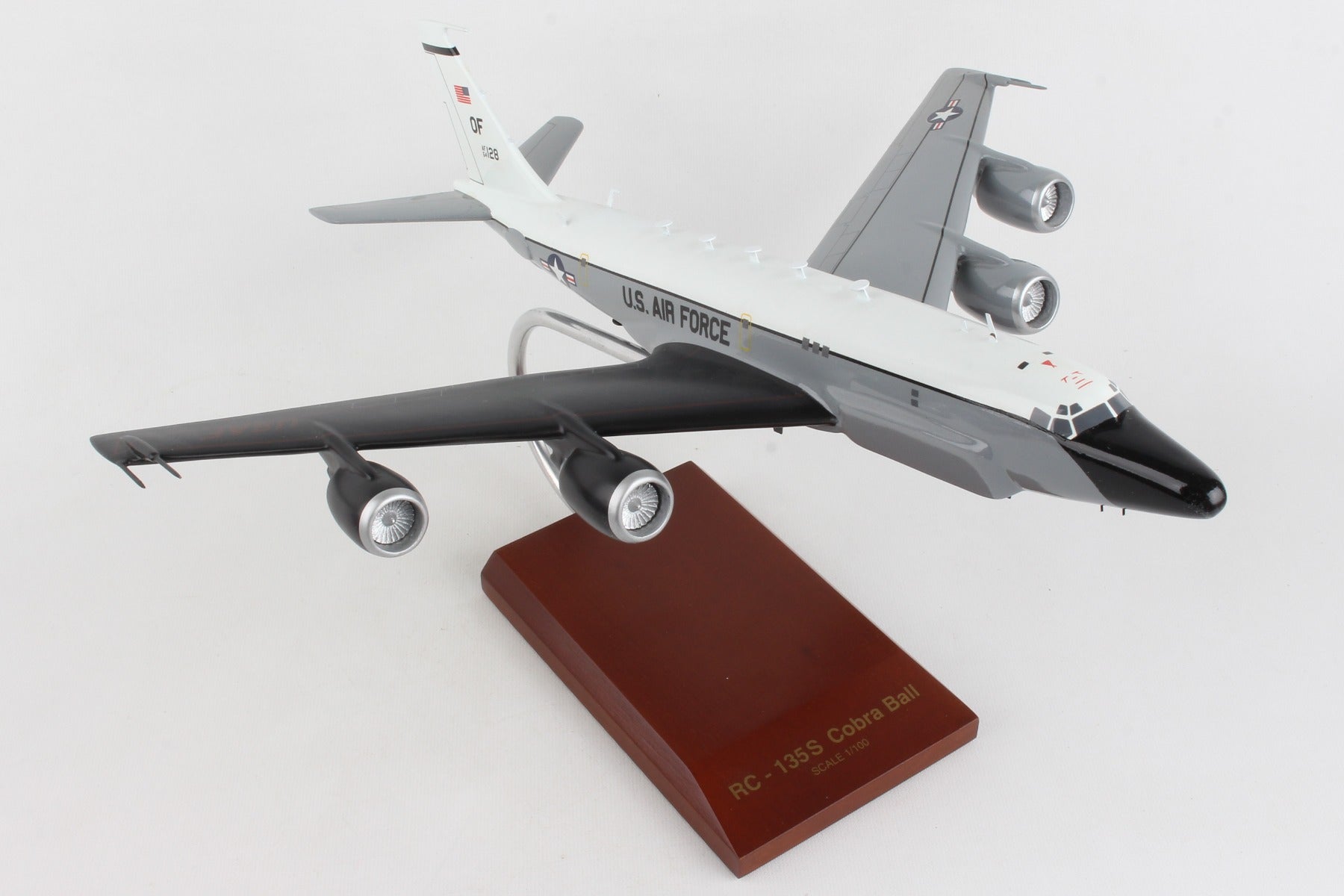 Executive Series B8610 Exec Ser Rc135S Cobra Ball 1/100 New Engines (Ck135St)