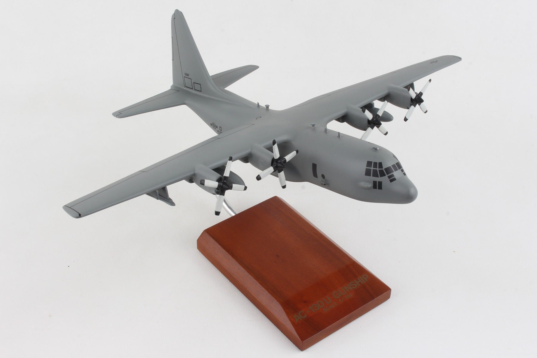 Executive Series B6210 Exec Ser Ac-130U Gunship Iv 1/100 (Ac130Tr)