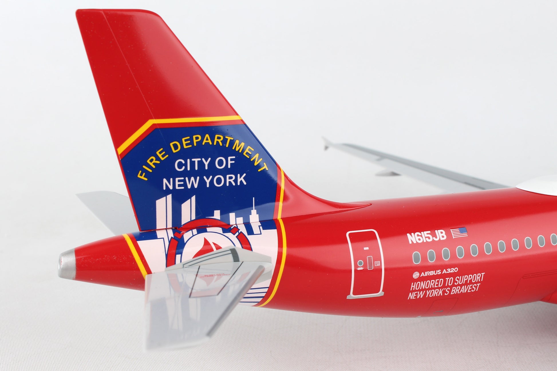 Skymarks Supreme SKR8360 Skymarks Jetblue A320 1/100 Fdny W/Wood Stand & Gear