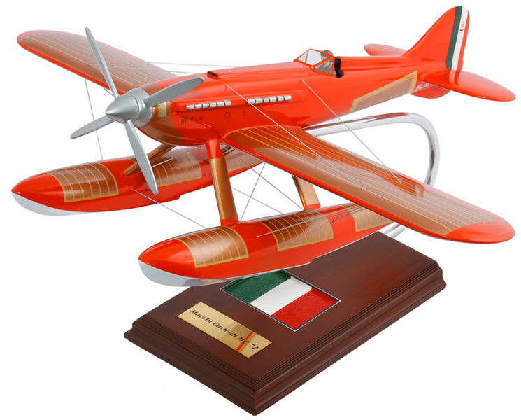 Executive Series ESAG013 Exec Ser Macchi Castoli Mc72 1/20 (Kmc72Te)