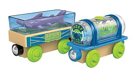 Fisher Price GGH19 V Scale Rosie's Prize Pony - Thomas and Friends(TM) Wooden Railway -- Rosie, Animal Car, Pony, Cargo Crate and 2 Fences