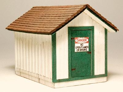 GCLaser 1294 HO Scale Gas House - Kit (Laser-Cut Wood) -- 1-5/16 x 2 x 1-5/16" 3.3 x 5.1 x 3.3cm