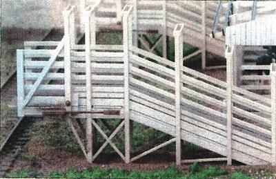 GCLaser 225 N Scale Stock Loading Ramp (Laser-Cut Wood Kit) -- 1-15/16 x 1/2 x 1-1/8" Footprint