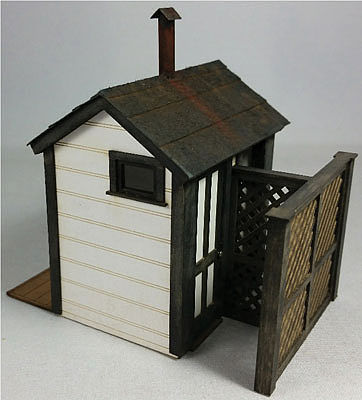GCLaser 39100 O Scale 2-Stall Privy -- Laser-Cut Kit - 2-1/4 x 3-1/8 x 3" 5.7 x 7.9 x 7.6cm