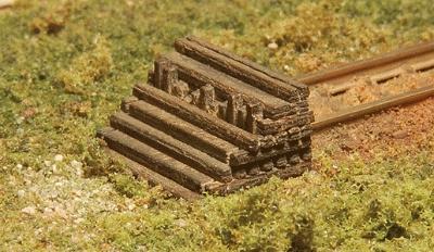 GCLaser 5182 Z Scale Stacked Ties Track Bumper pkg(4) - Kit (Laser-Cut Wood)