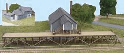 GCLaser 526 N Scale Ice House w/Platform - Kit (Laser-Cut Wood) -- 9-25/32 x 11-15/16 x 3-7/16"