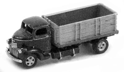 GHQ 56018 N Scale 1940s GMC Cabover Grain Truck - Kit -- Unpainted