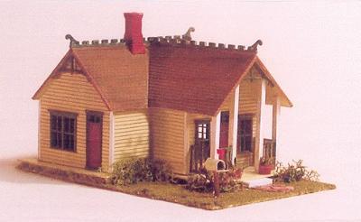 Grandt Line 3425 N Scale The Crossings Series - Doll's Dollhouse for 1" (1/12) Scale -- Willow Glen Kit