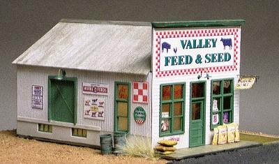 Grandt Line 5911 HO Scale Valley Feed & Seed -- Kit - 3 x 5" 7.6 x 12.5cm