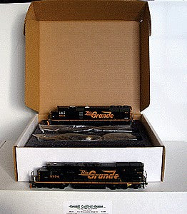 Grand Central Gems B1 HO Scale Locomotive Storage Box -- Standard 13 x 11 x 3-1/2" 33 x 27.9 x 8.9cm