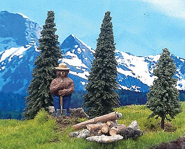 Grand Central Gems SMKY01 All Scale Smokey the Bear w/3 Trees -- Assembled