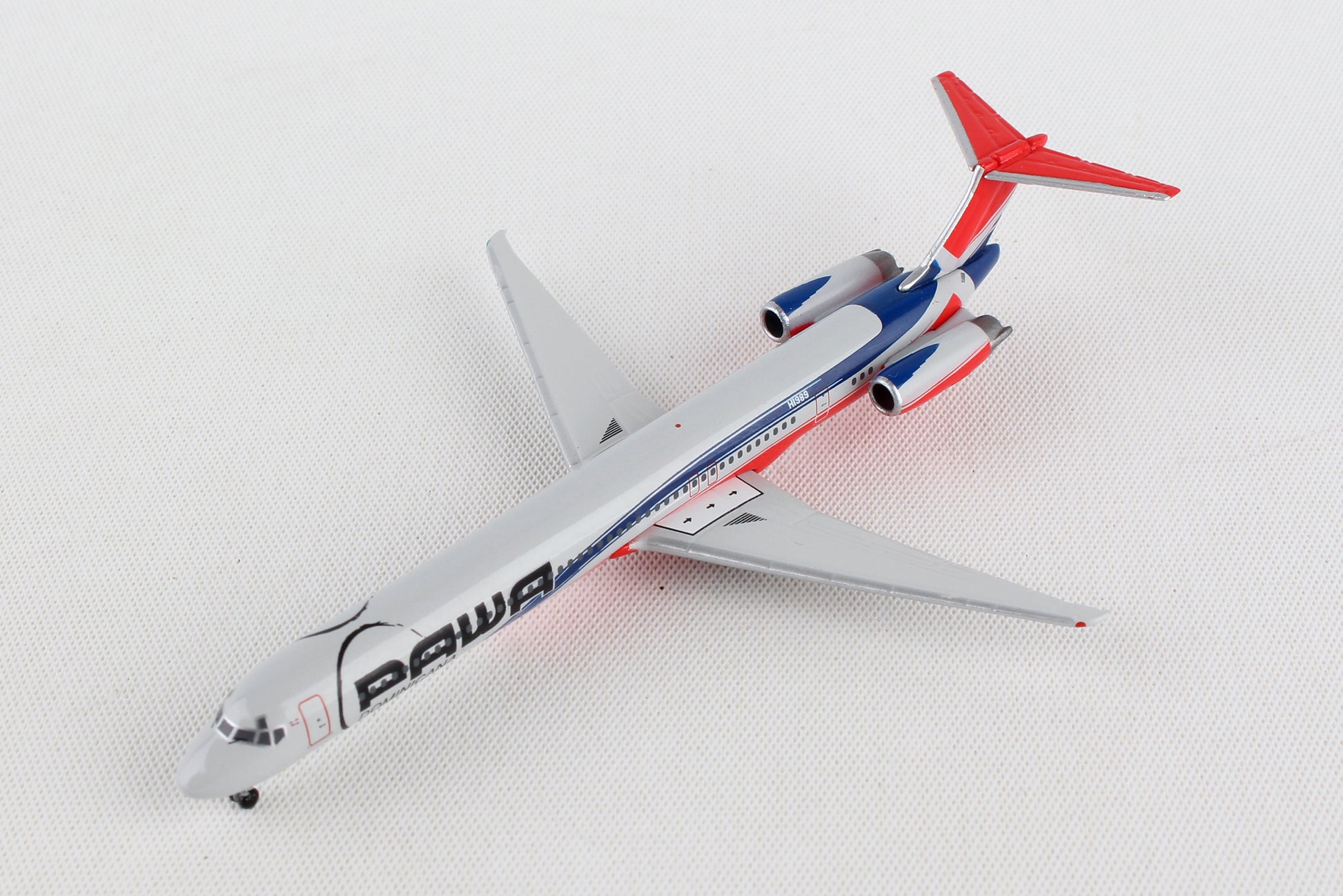 Herpa Wings HE531603 Pawa Dominicana Md83 1/500