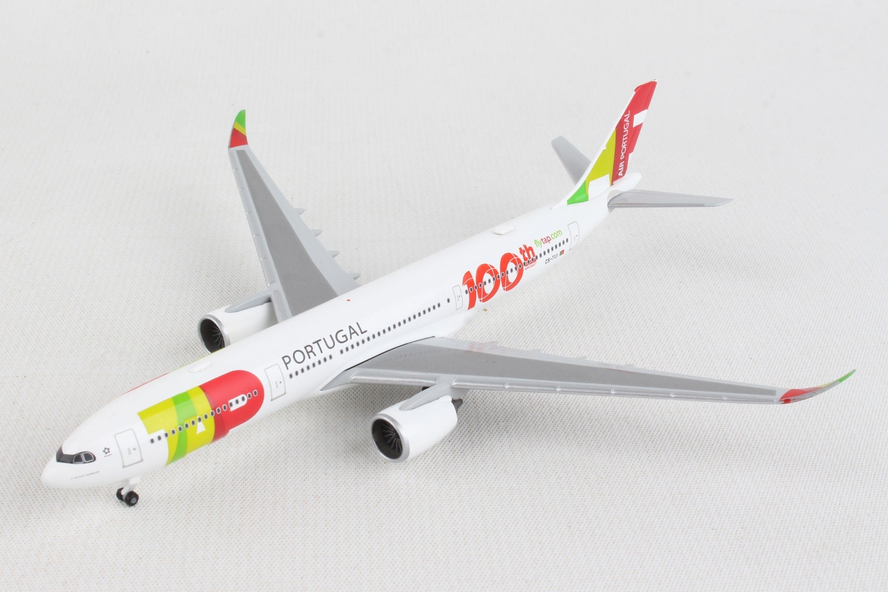 Herpa Wings HE533843 Tap A330-900Neo 1/500 100Th Aircraft