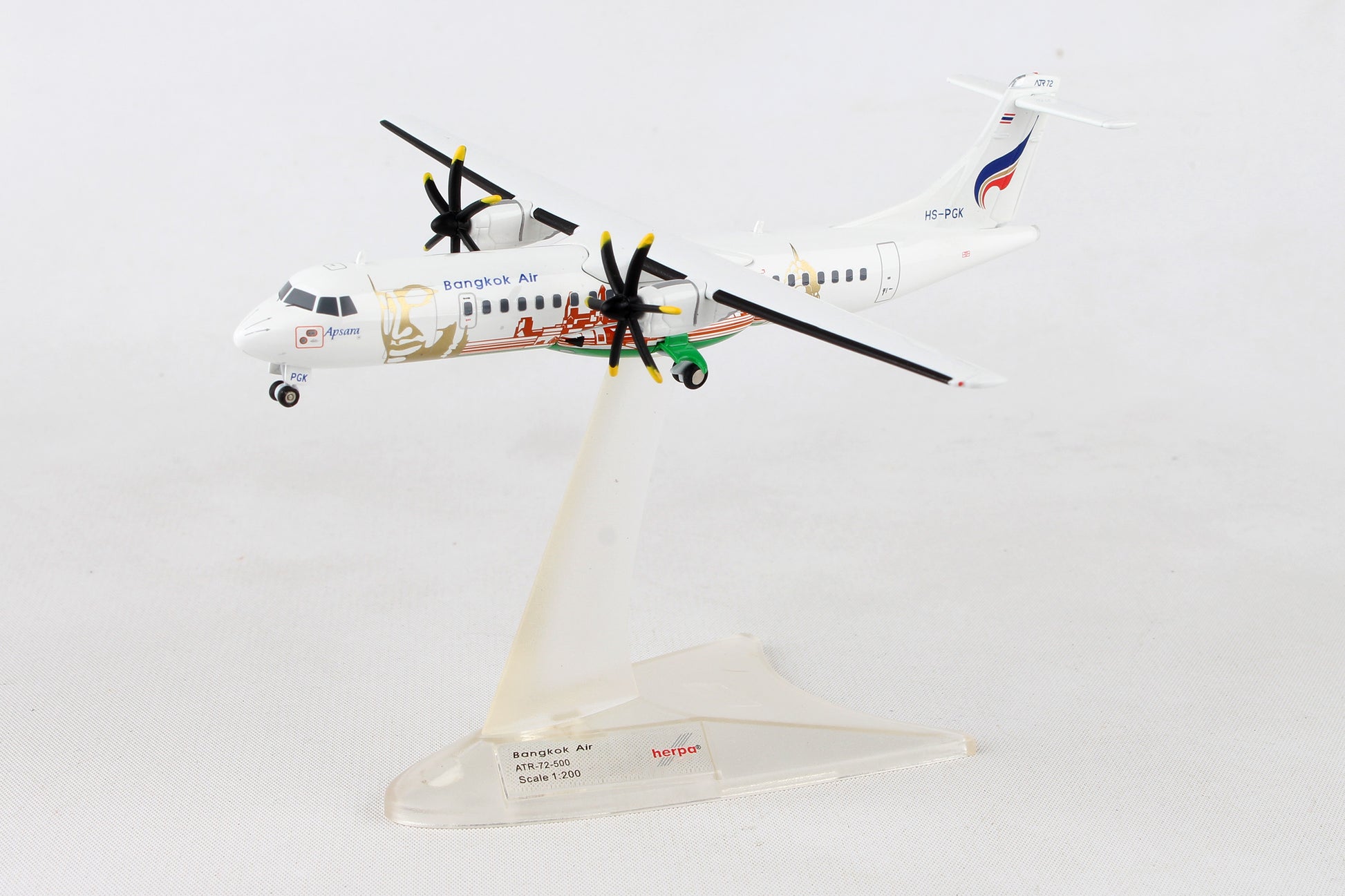Herpa Wings HE559164 Bangkok Atr72-500 1/200 Angkor Wat