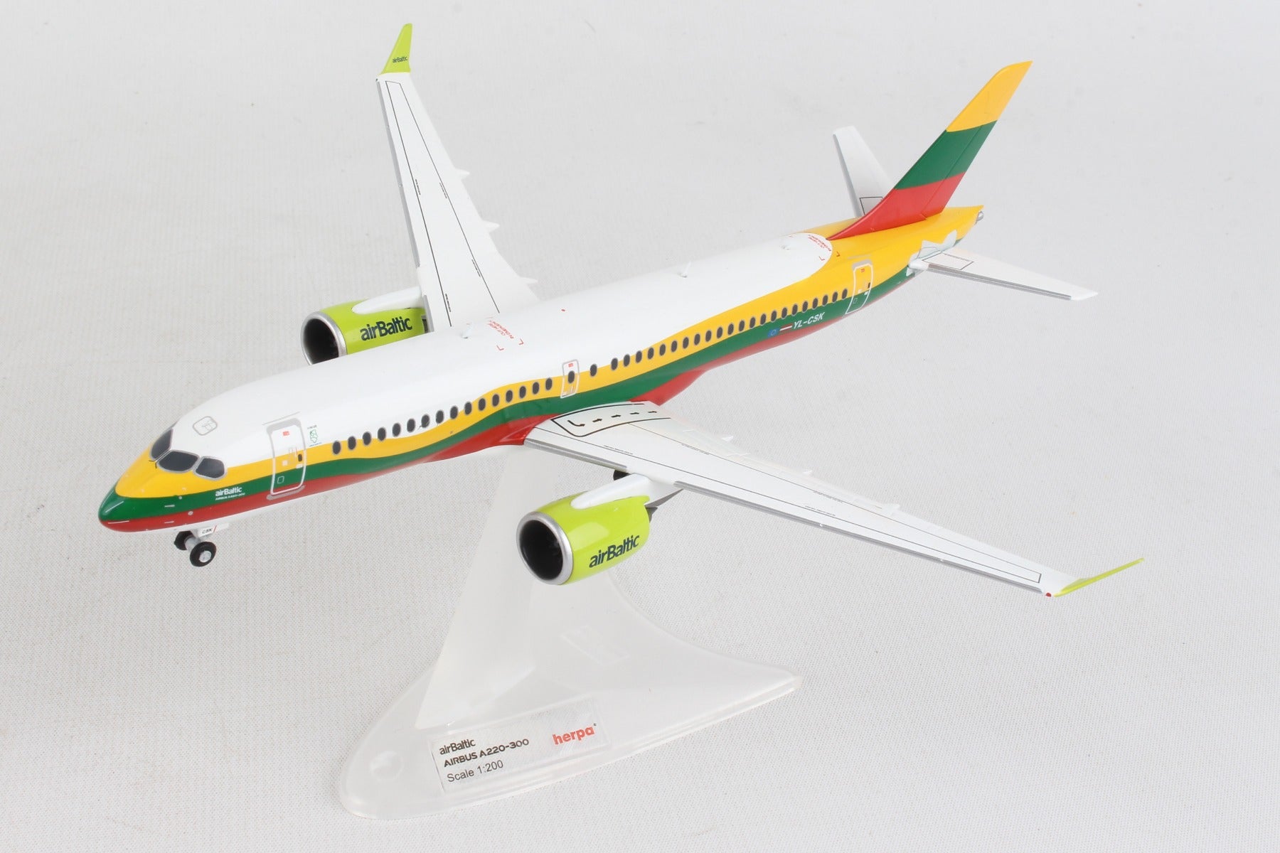 Herpa Wings HE570770 Air Baltic A220-300 1/200 Lithuania