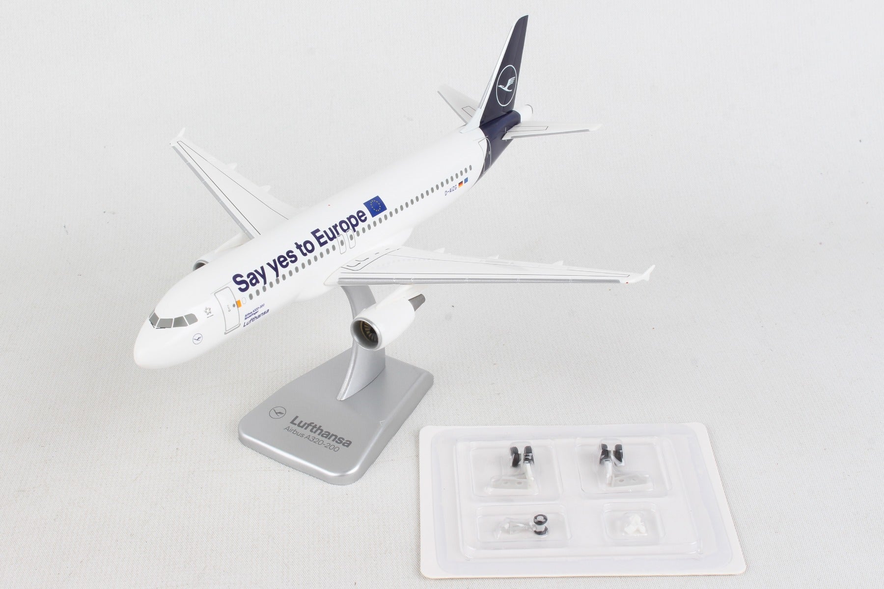 Hogan Wings HGDLH017 Lufthansa A320 1/200 W/Gear Say Yes To Europe D-Aizg