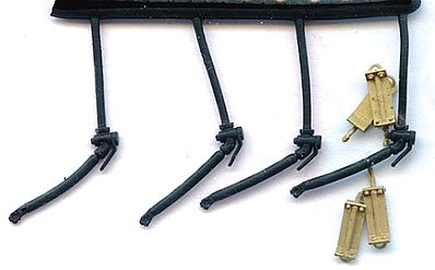 Hi-Tech Details 7500 O Scale 22" AAR Air Hoses - Molded Rubber -- With Brass Bracket 2 Pair