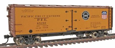 Intermountain Railway 47416 HO Scale PFE Class R-30-21 40' Wood Reefer w/Steel Roof & Ends - Ready to Run -- Pacific Fruit Express (orange, Double Logo)