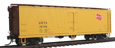 Intermountain Railway 47710 HO Scale Fruit Growers Express Wood Refrigerator Car - Ready to Run -- Milwaukee Road URTX (yellow, Boxcar Red, red TMR Logo)