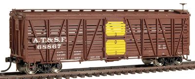 Intermountain Railway 47909 HO Scale Santa Fe Class Sk-S Double-Deck Stock Car - Ready to Run -- Santa Fe w/K Brakes (As-Built Boxcar Red, yellow)