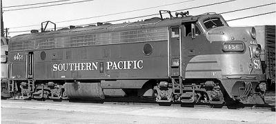 Intermountain Railway 49936 HO Scale EMD FP7 Phase I w/DCC -- Southern Pacific (gray, red)