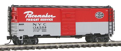 Intermountain Railway 65776 N Scale Post-War 10' Inside-Height 40' Boxcar w/Superior Door - Ready to Run -- New York Central (1955 Pacemaker Scheme, red, gray)