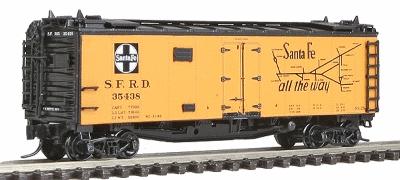 Intermountain Railway 66116 N Scale Santa Fe 40' Steel Ice Reefer - Ready to Run -- Santa Fe The Chief West (Straight Line Map)