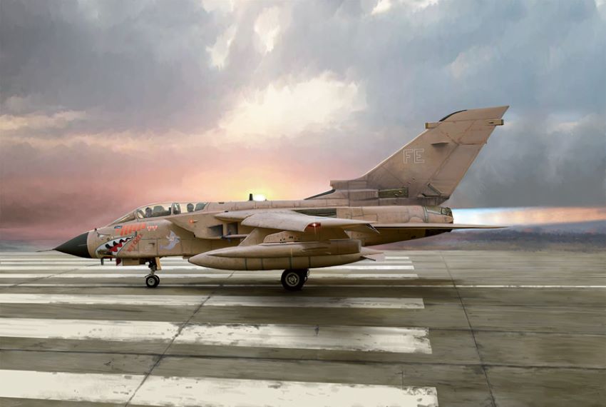 Italeri 1384 1/72 Tornado GR 1 RAF Fighter 25th Anniv Gulf War
