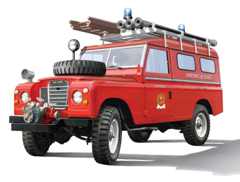 Italeri 3660 1/24 Land Rover Fire Truck