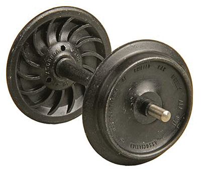 Kadee 961 G Scale Ribbed-Back Metal Wheelsets -- 33" Diameter for 1/29 Scale or 36" for 1/32 (#1) Scale (black) 1 Set