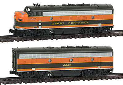 Kato 1060421 N Scale EMD F7 A-B Set - Standard DC -- Great Northern #444D, 444C (Omaha Orange, green)
