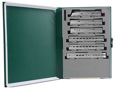 Kato 1060901 N Scale Silver Streak Zephyr Train-Only Set - Standard DC with Interior Lights -- Chicago, Burlington & Quincy (silver)