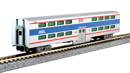 Kato 15609711 N Scale Pullman Gallery Bi-Level 4-Window Commuter Coach - Lighted - Ready to Run -- Metra Chicago 7848 (silver, blue, red)
