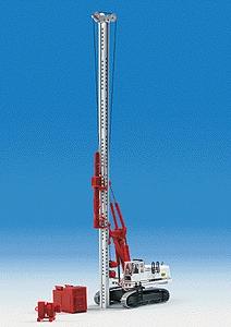 Kibri 11253 HO Scale Construction Equipment - Liebherr 974 -- Tracked Crane w/Pile Driver Attachment (white, red)