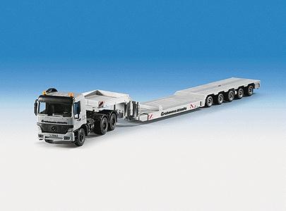 Kibri 13538 HO Scale European Tractor/Trailer - Mercedes Actros 3-Axle Cabover w/Low Loader Trailer -- Grohmann Attollo