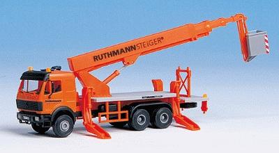 Kibri 15008 HO Scale European Emergency -- Mercedes Benz w/Ruthmann Steiger Crane & Personnel Basket - Kit