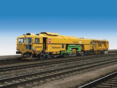 Kibri 16090 HO Scale Plasser & Theurer Tamper & Ballast Regulator -- Unpowered Kit